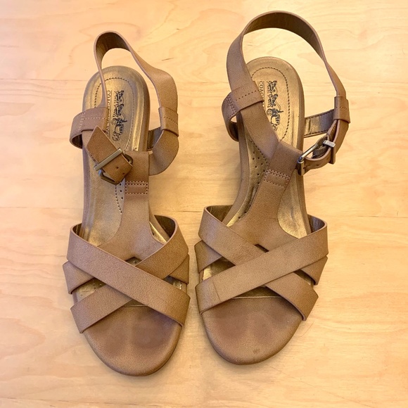 Couch and Four Light Tan Low Heel Wedge Sandals - Picture 3 of 6